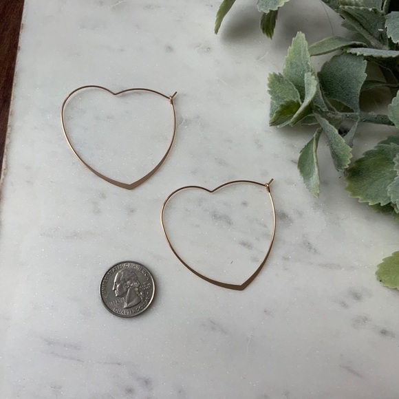 The Hazel - Dainty Heart Hoop Earrings - Picture 2 of 4